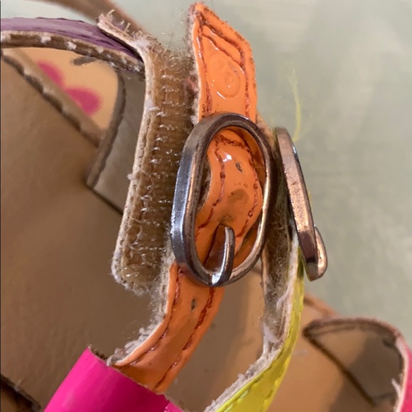 Stride Rite sandals with Velcro straps - Picture 4 of 4
